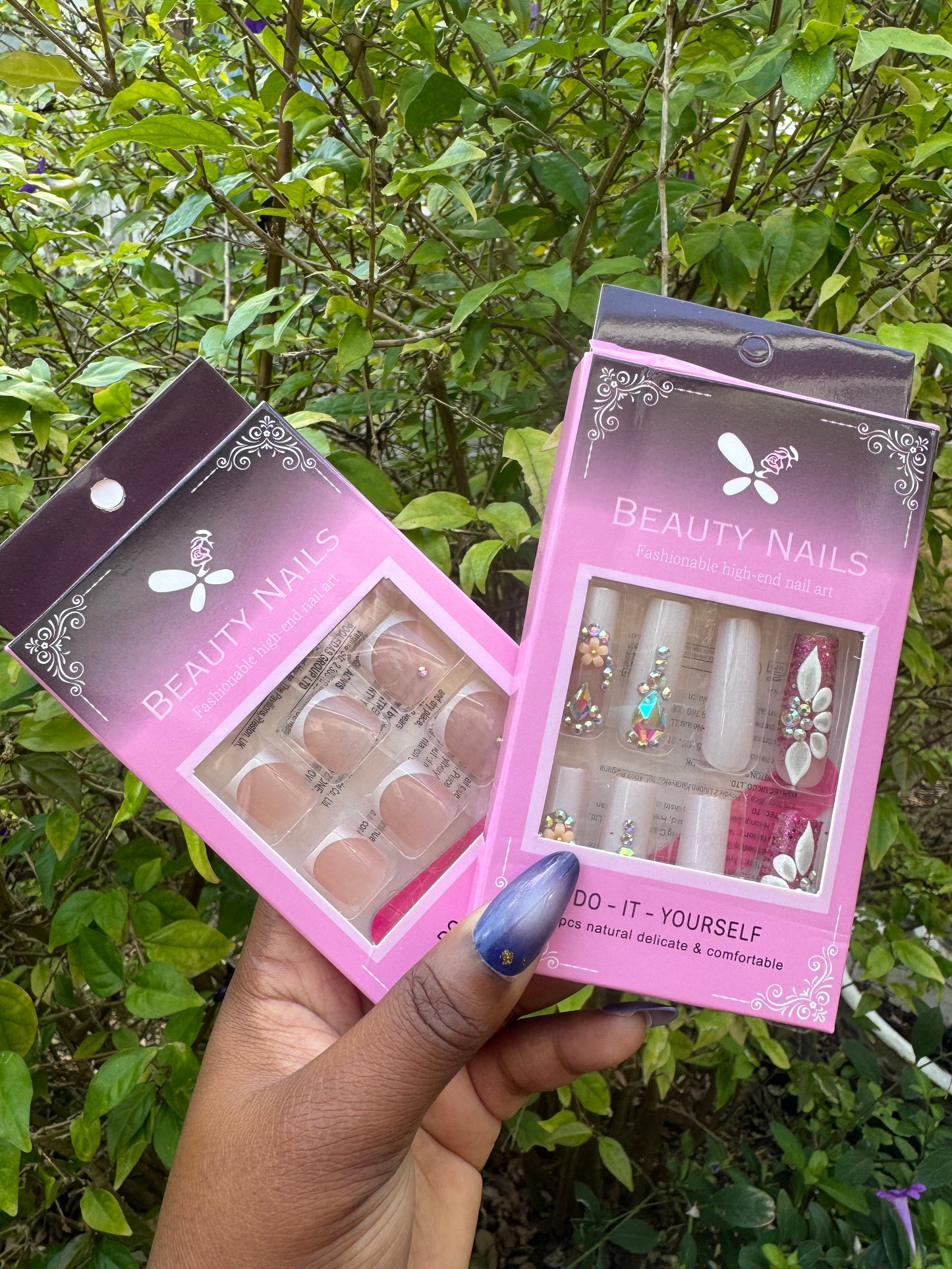 French Nails & Toenails Set