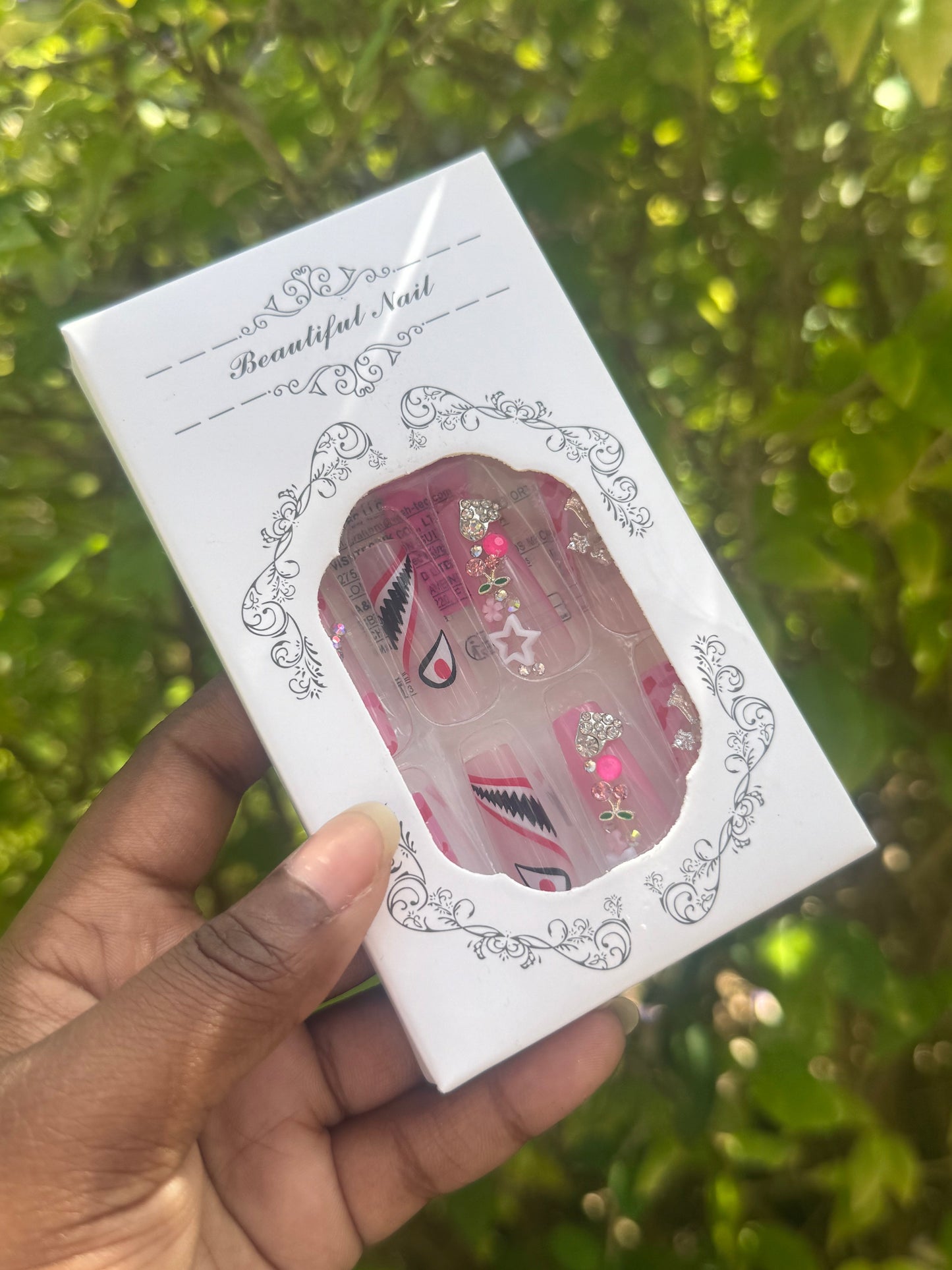 Rhinestones Nails