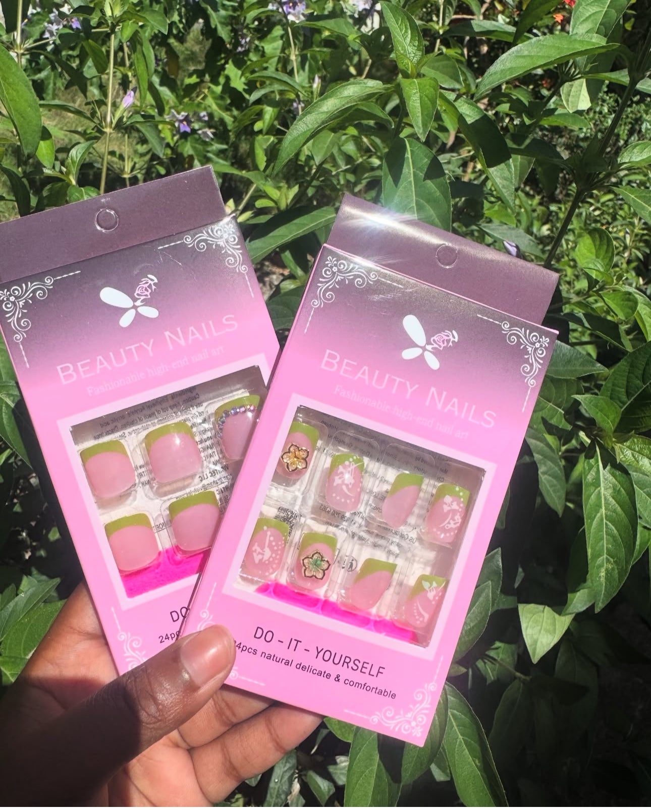 French Tip Nails Set